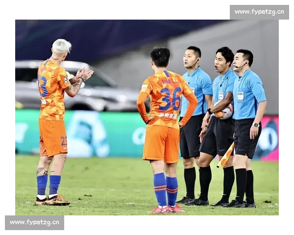 揭秘体育比赛规则中的常见误区与裁判判罚背后的真实逻辑分析 - 副本 - 副本 - 副本